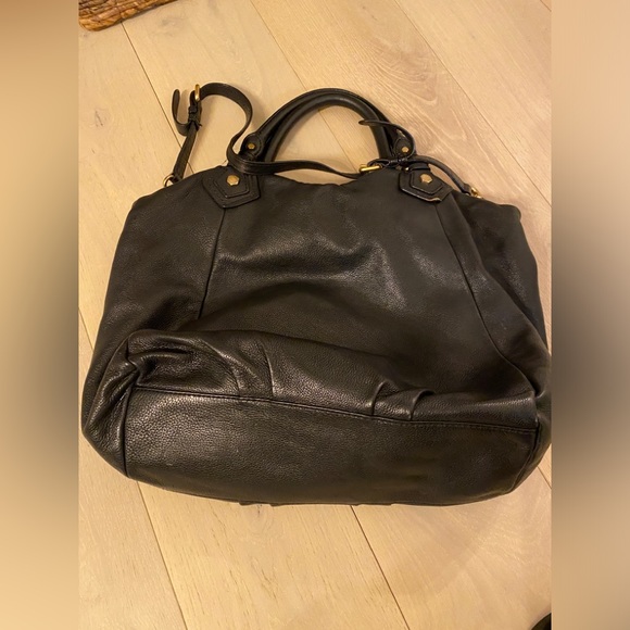 Large Marc Jacobs Handbag - Picture 4 of 4